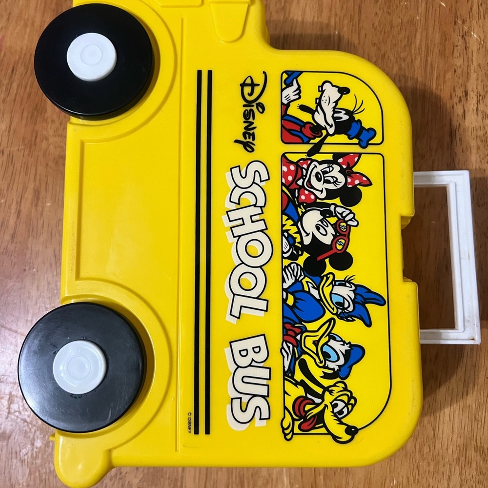 Disney Yellow School Bus Lunchbox with Characters With Thermal